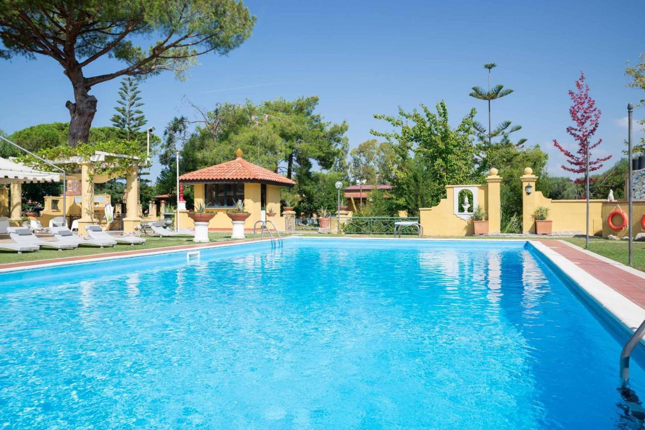 Hotel Villa Rita Paestum Exteriör bild