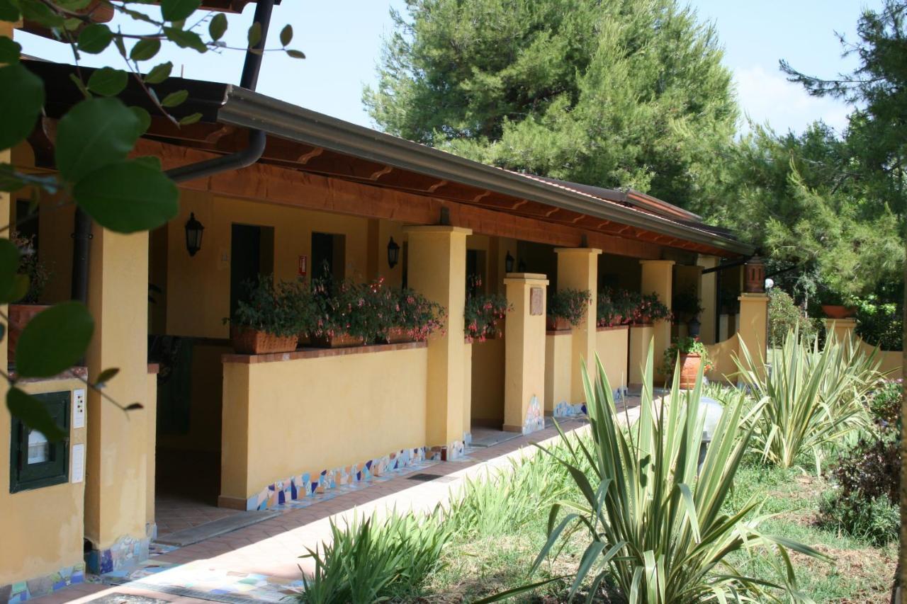 Hotel Villa Rita Paestum Exteriör bild